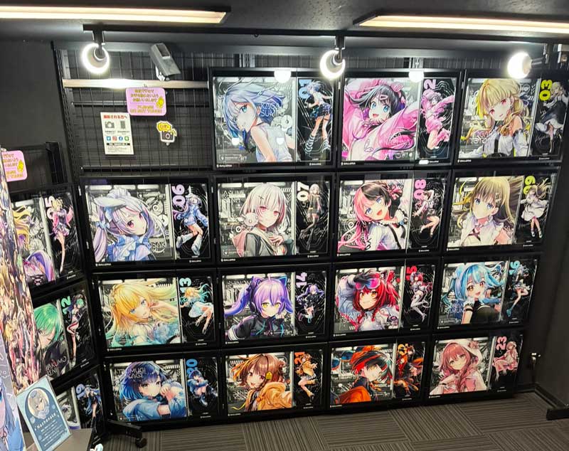 ★秋葉原のガレリアラウンジに展示されているぶいすぽっ！コラボモデルの全パネル