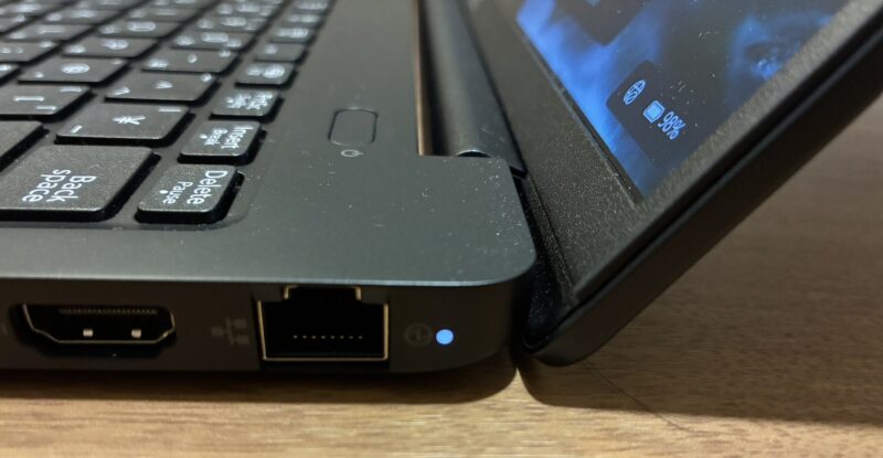 7.■ LAVIE Direct N14 Slimのディスプレイとキーボードのヒンジ