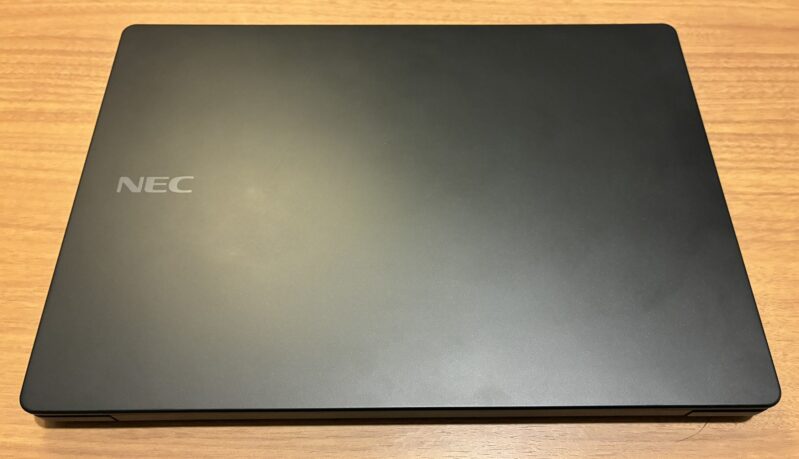 9.■ LAVIE Direct N14 Slimの本体の天板